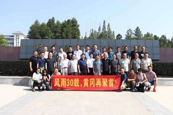 ce6f5468e8994cc0a3d529d402e7ee8c.jpg ce6f5468e8994cc0a3d529d402e7ee8c.jpg