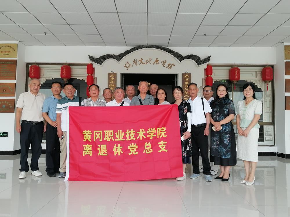 e7cff149abe549589b85565467570fea.jpg